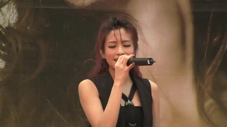 万茜受伤张雨绮险遇泥石流袁咏琳遇车祸姐姐们真在乘风破浪