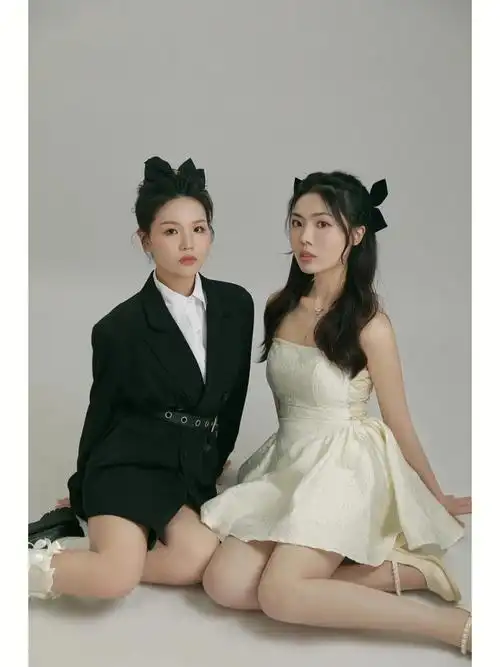 两个她闺蜜写真