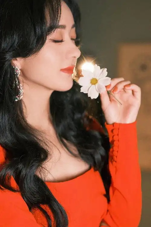 赵丽颖港风造型