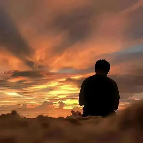 10张帅哥背影的男生头像_网易订阅