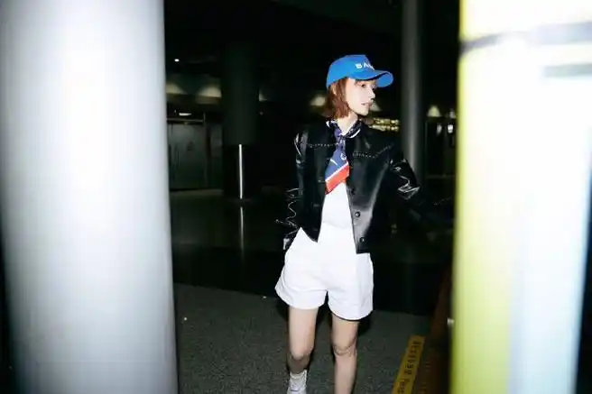 吴昕皮衣##吴昕后悔没买光腿神器##hello时装周