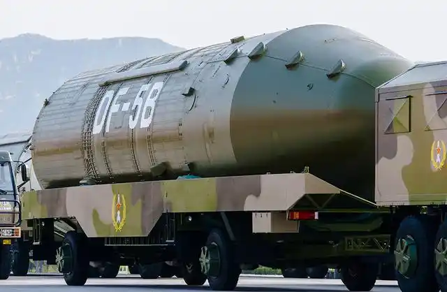 东风-5b型洲际弹道导弹(df-5;北约代号:css-4 mod 2)是中华人民共和国