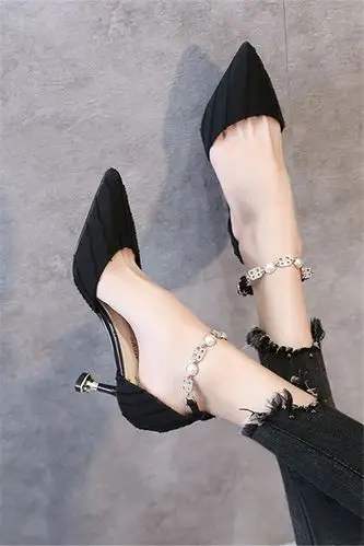 小清新珍珠高跟鞋女20春款百搭性感一字扣尖头仙女细跟水钻单鞋