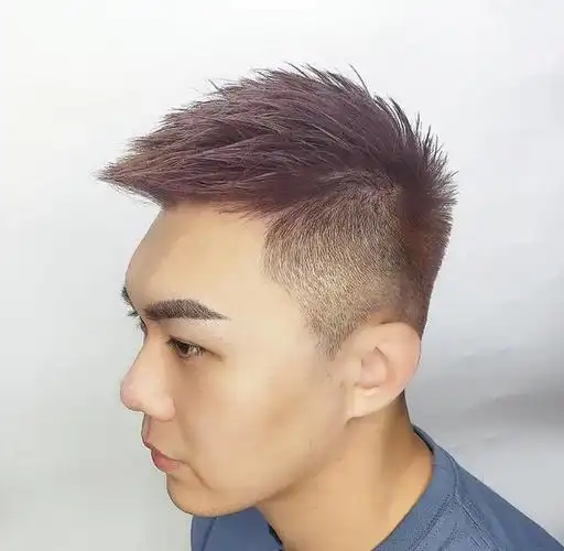 夏天飞机头发型怎么剪 男生飞机头发型图片-飞机头发型-帅哥发型网