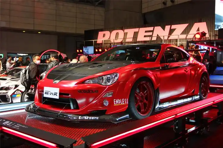 东京改装展:丰田86演绎专业玩家