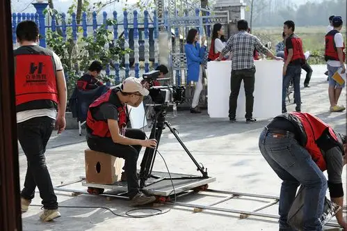 赤壁嗨皮剧组在望夫山拍摄 (20).jpg