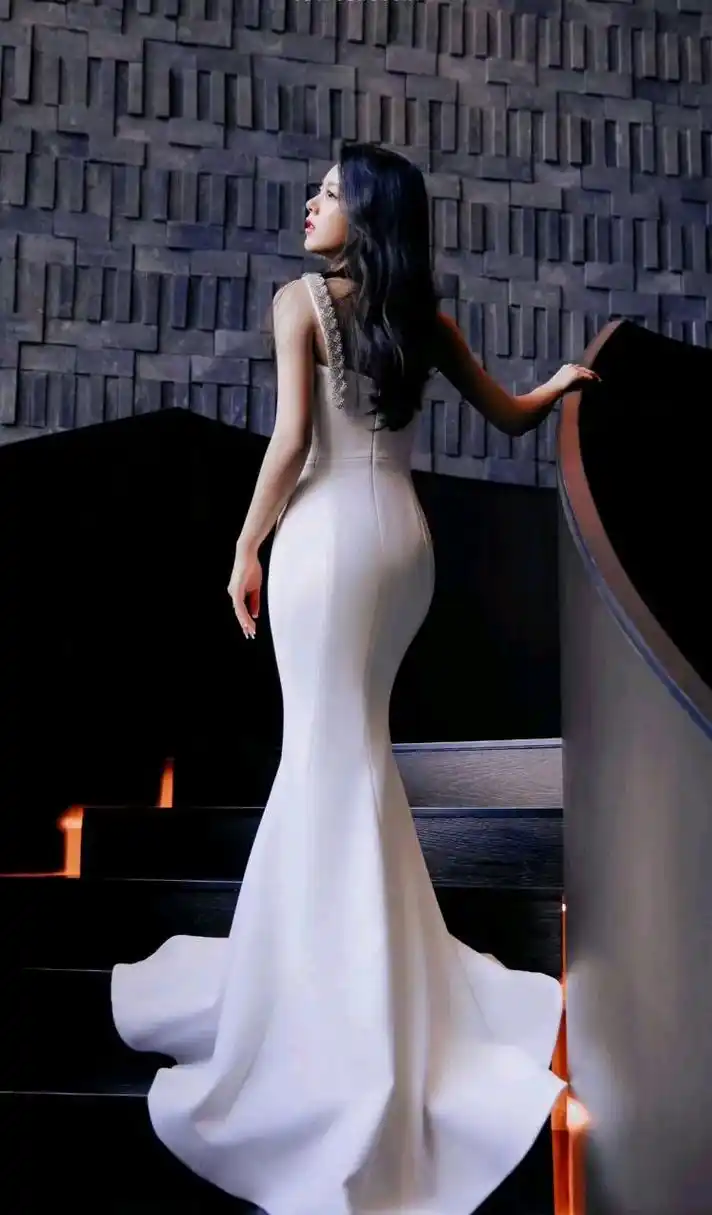 赵今麦身材也太顶了吧,在我眼里,她还一直是个孩子啊