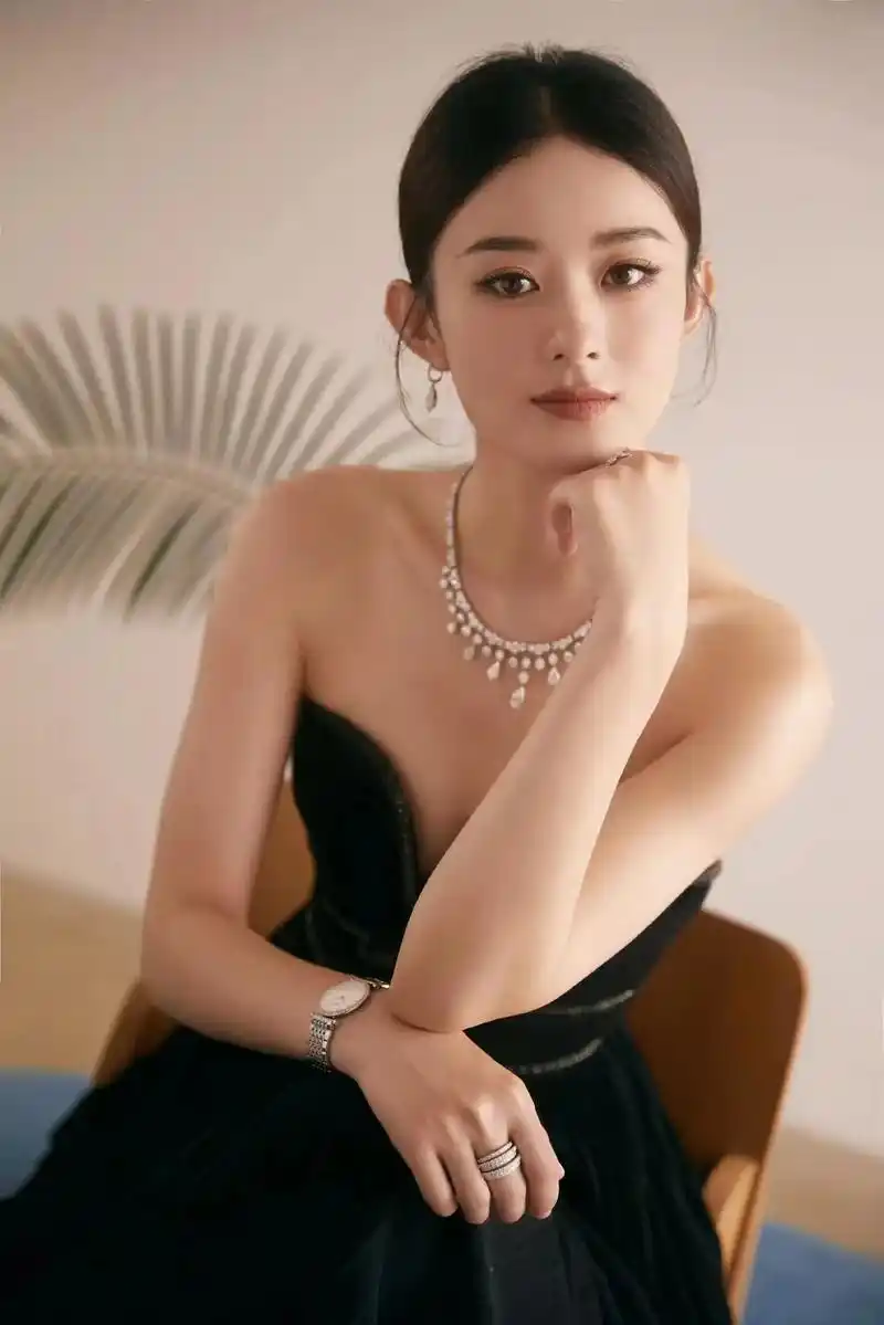 恭喜赵丽颖提名28届白玉兰奖.#优雅星踪# @浪琴表 优雅形 - 抖音