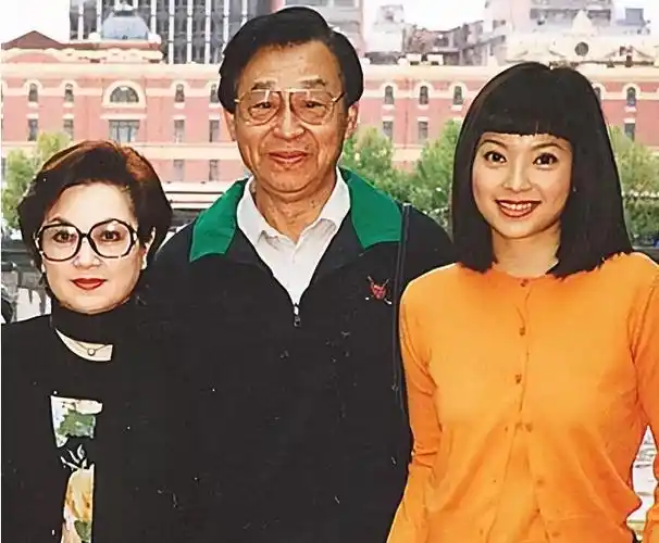 回顾《神雕侠侣》演员婚姻,过儿程英还未婚,尹志平成宠妻好男人