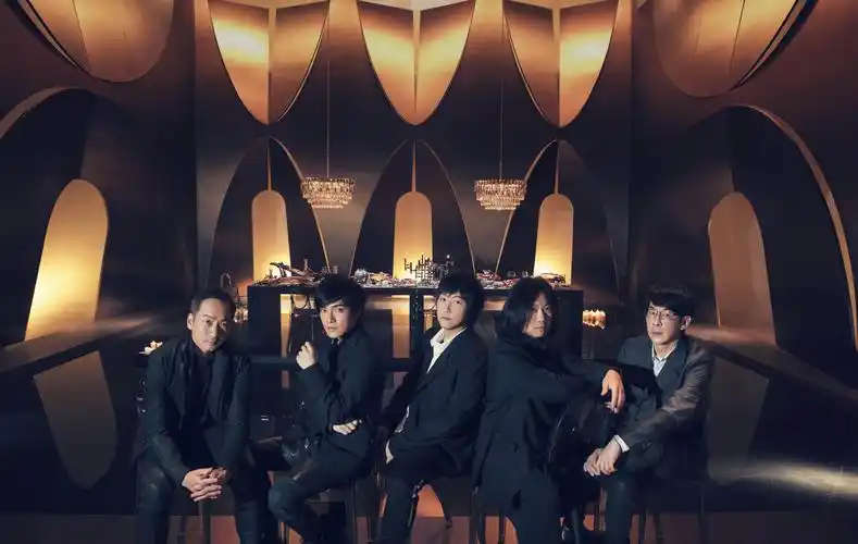 "华人第一天团"五月天睽违965天推新曲《因为你 所以我》