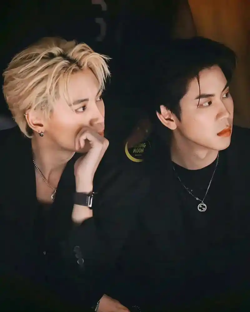 bounprem神仙颜值 #他泰 #麻绳cp  存一波照片 - 抖音