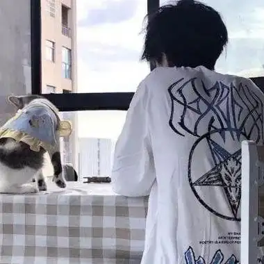 文艺气质高级感男生头像真人