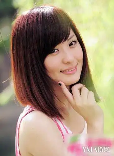 齐刘海直发发型图片甜美修颜斜刘海好看