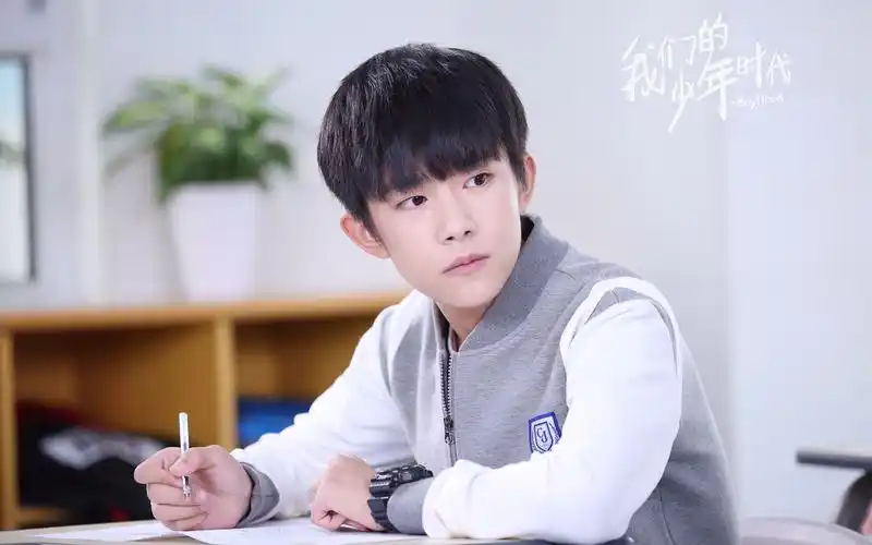 易烊千玺我们的少年时代相关花絮片花更新至少年片场