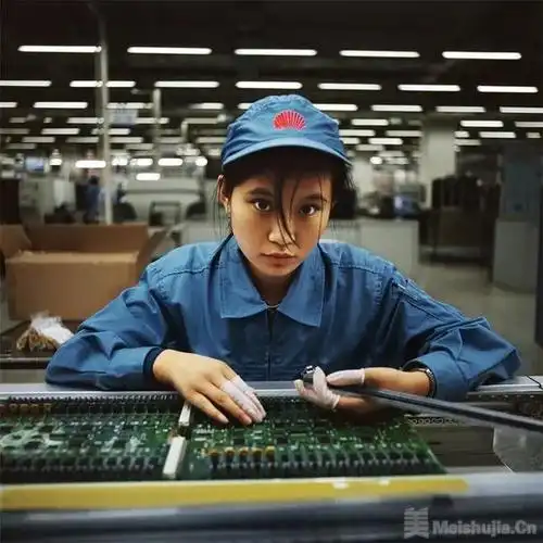 (7/8)王凡 流水线上的打工妹 深圳 2002-2006