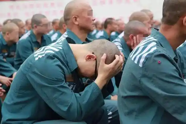 真实的监狱生活其实是这样的1|犯人|服刑|坐牢_网易订阅