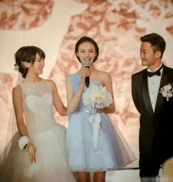 谁说郑爽没圈内好友?4位好友都是当红,最后一位零差评无人敢黑