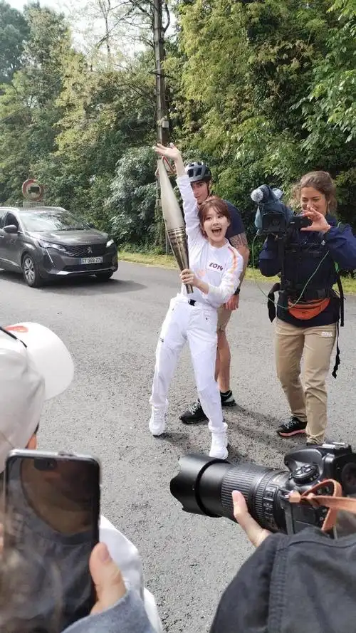 赵露思带粉丝china##赵露思