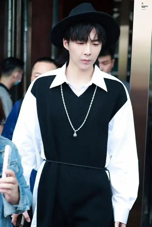 20210518《鲜厨100》第二季录制上班 /好看到说不出话@摩登兄弟刘宇宁