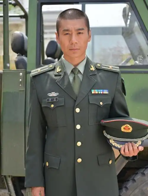 他长得帅,有演技,出道22年,低调得像不存在