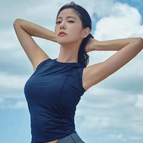 很酷的健身头像图片女 高清好看励志适合健身女孩的头像图片_励志头像