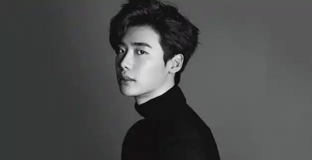 2月16日下午著名韩国艺人李钟硕传出消息