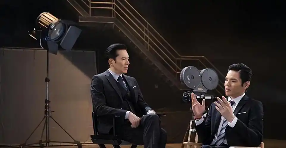 二,向华强和向佐