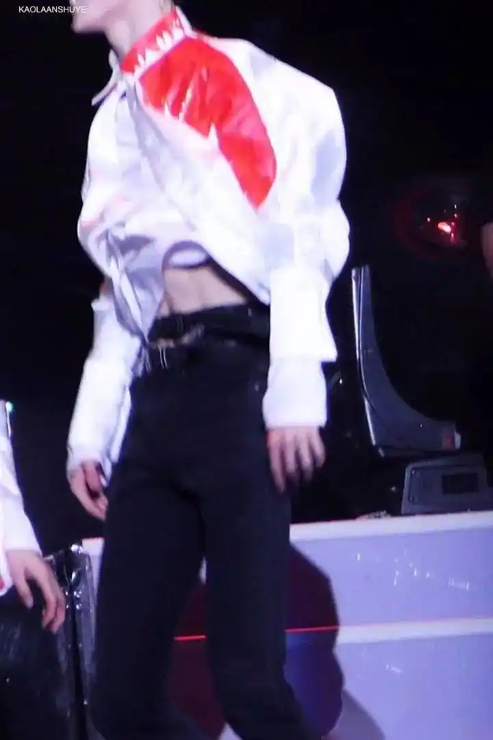 快开康康马嘉祺的腹肌,非常欲吧[滑稽]