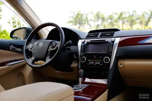 【 丰田凯美瑞高清图片】_浅色内饰_内饰_搜狐汽车网