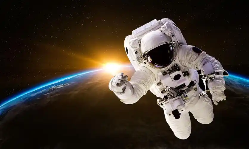 路向远车向前心向暖