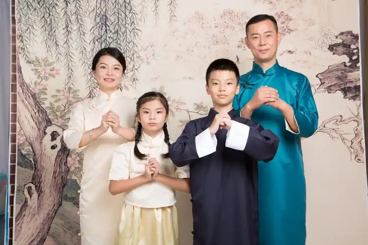 我们五年一次的全家福照