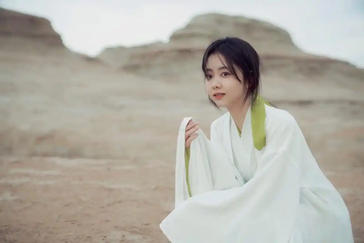 壁纸分享 #谭松韵 - 抖音