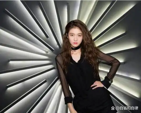 张雪迎换新发型!22岁的她剪掉十年长发换波波头元气又清爽