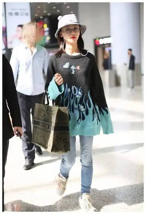 原创被吴谨言天鹅颈美到了165的身高脖子太出戏可身板却太