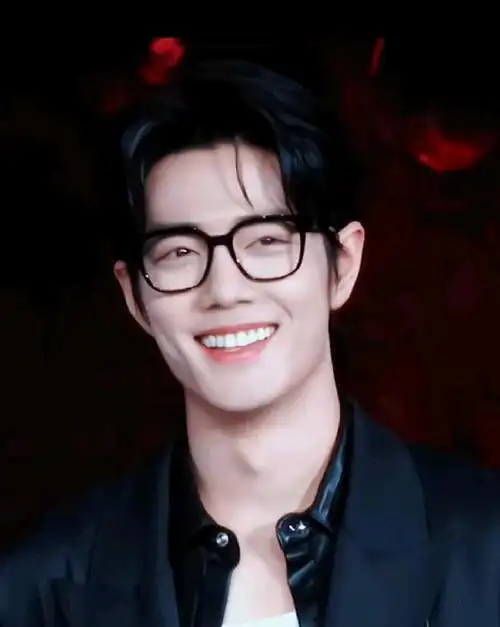 肖战笑容杀!娱乐圈最治愈的笑容!太喜欢了!