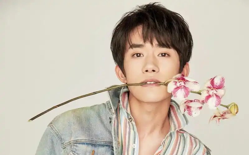 【易烊千玺】【个人向】the cutest smile