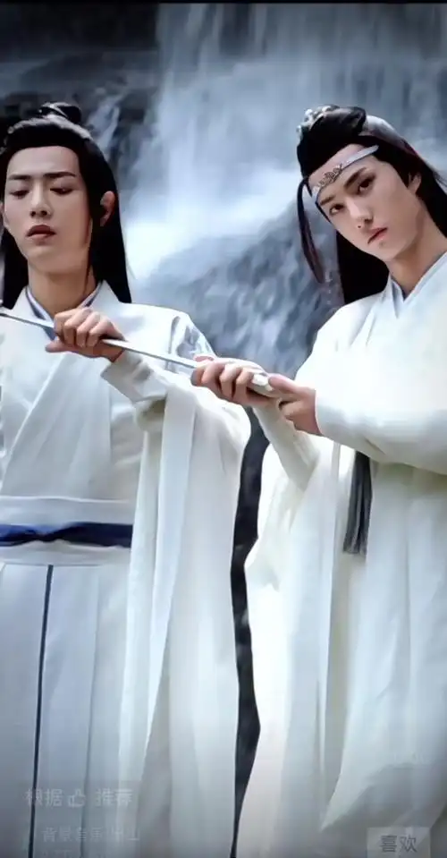 王一博被肖战气到哭的剪辑 - 抖音