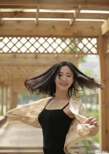 广平王任嘉伦公布恋情 女友聂欢性感私照曝光