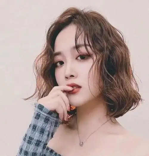 黑长直过时了,最近流行一种发型叫"韩式短发",照着剪也太美了|圆脸