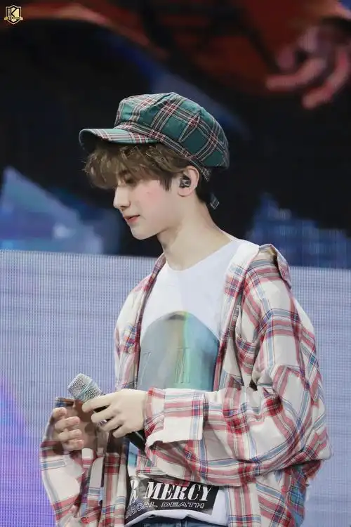 蔡徐坤,到底有多可爱