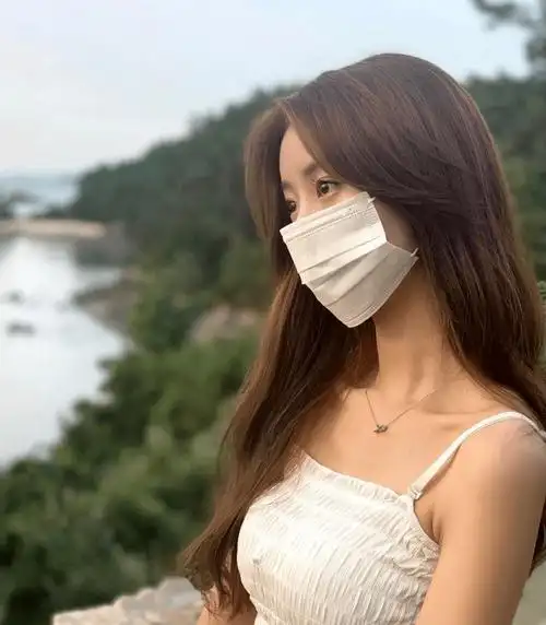 抖音上戴口罩跳舞的绝美小姐姐到底有多性感