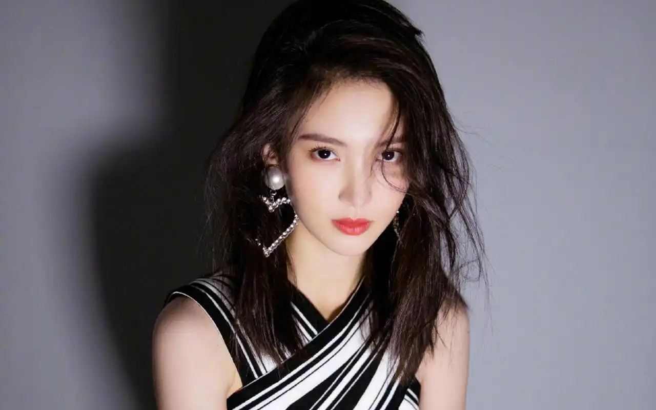 金晨魅力写真图片桌面壁纸