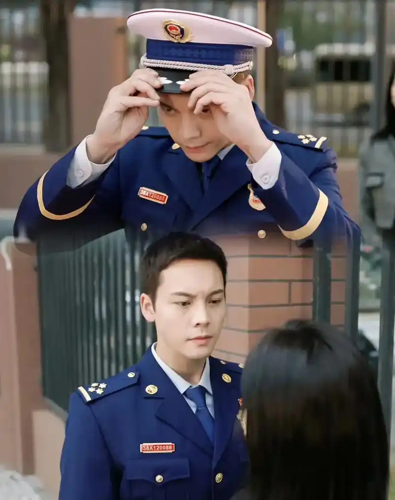 陈伟霆   不愧是制服天花板,陈伟霆最近我迷恋上靳时川,先 - 抖音