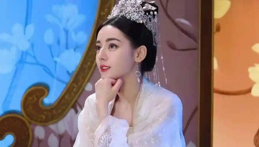 迪丽热巴,许凯迎来合作,张彬彬惊喜加盟,《长河疏星》启动_作品_观众