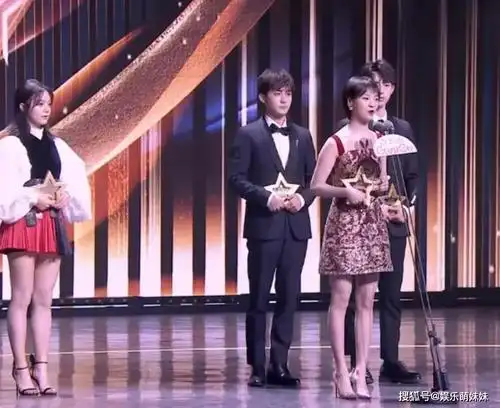 国剧盛典镜头下的赵今麦和李庚希,关掉美颜和滤镜后