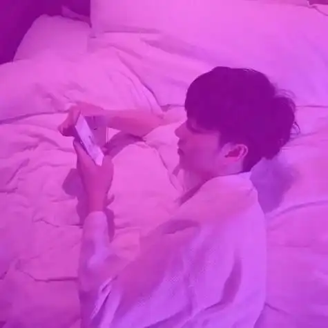 梦幻紫色头像男生紫色男头让你无法抗拒