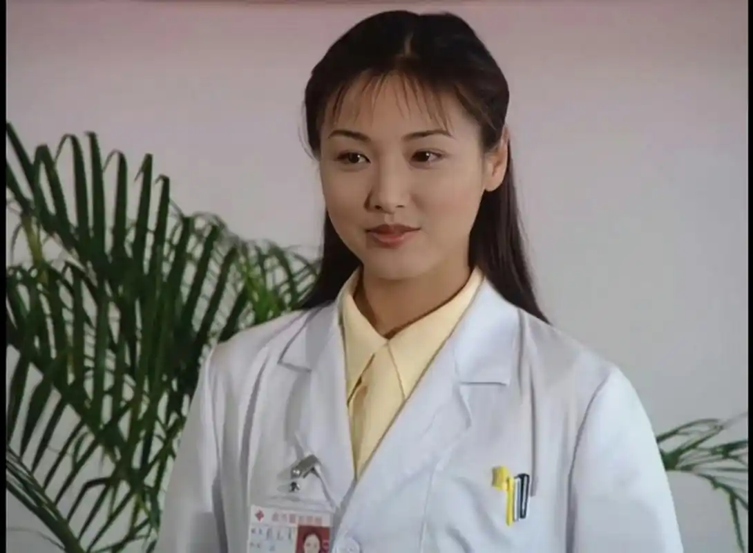 张延:嫁大5岁经纪人,得知怀孕丈夫反应异常,生女成人生赢家