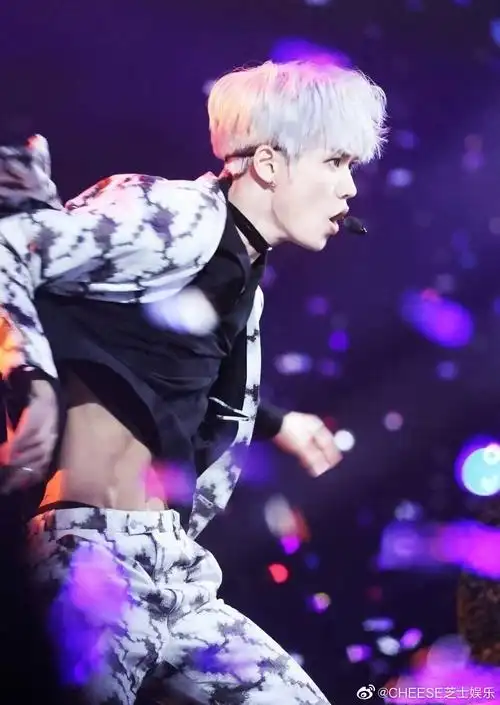 男明星腹肌鉴赏