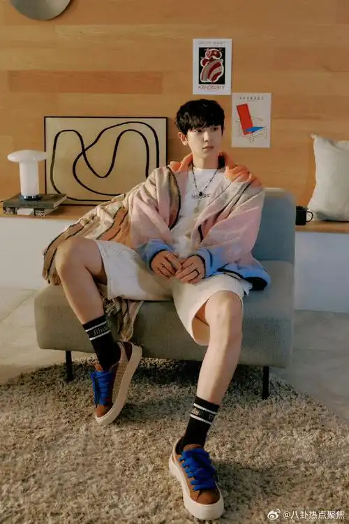 朴灿烈solo单曲预告照##朴灿烈美拉德风预告照