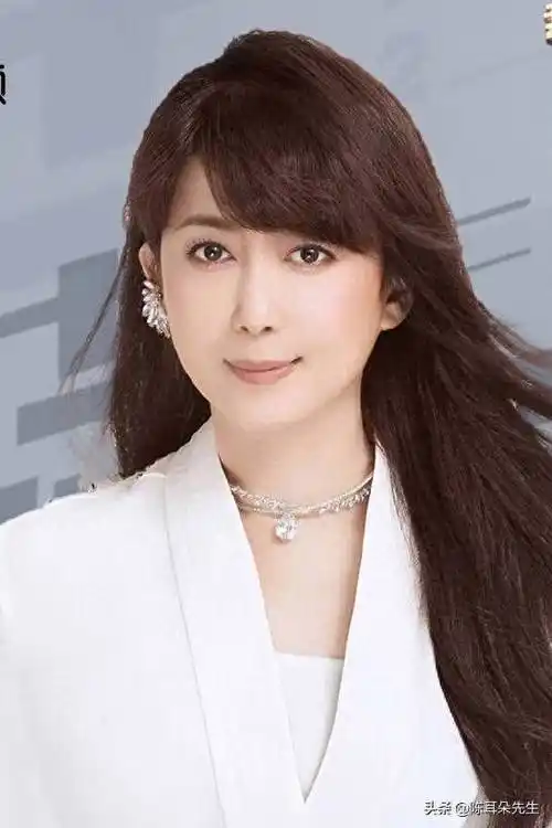 尴尬年纪,和年轻人谈经历太幼稚,不如慢慢回味老歌_声线_韩宝仪_来自